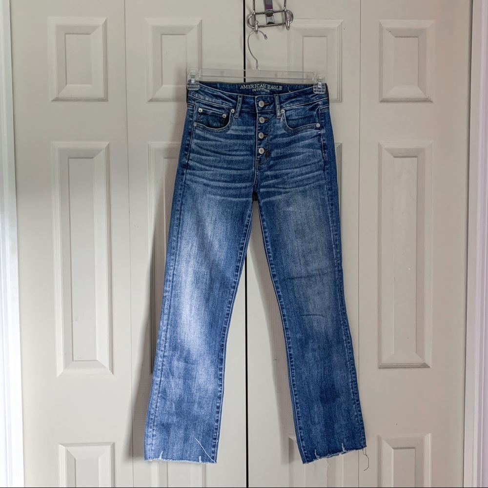 American Eagle cropped high waisted jeans
